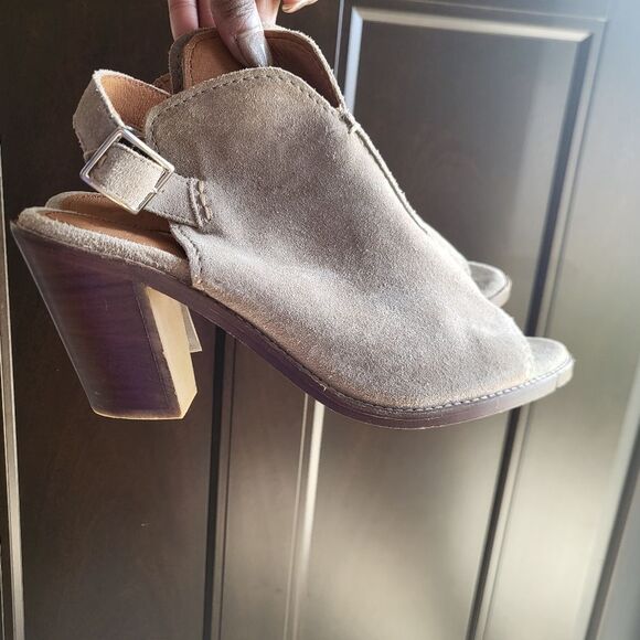 Frye Courtney Ash Tan Suede Heels Bootie Open Toe Heel Women 9B - Picture 10 of 10